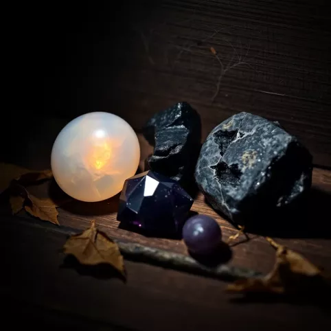 Jakie kamienie przynoszą nieszczęście